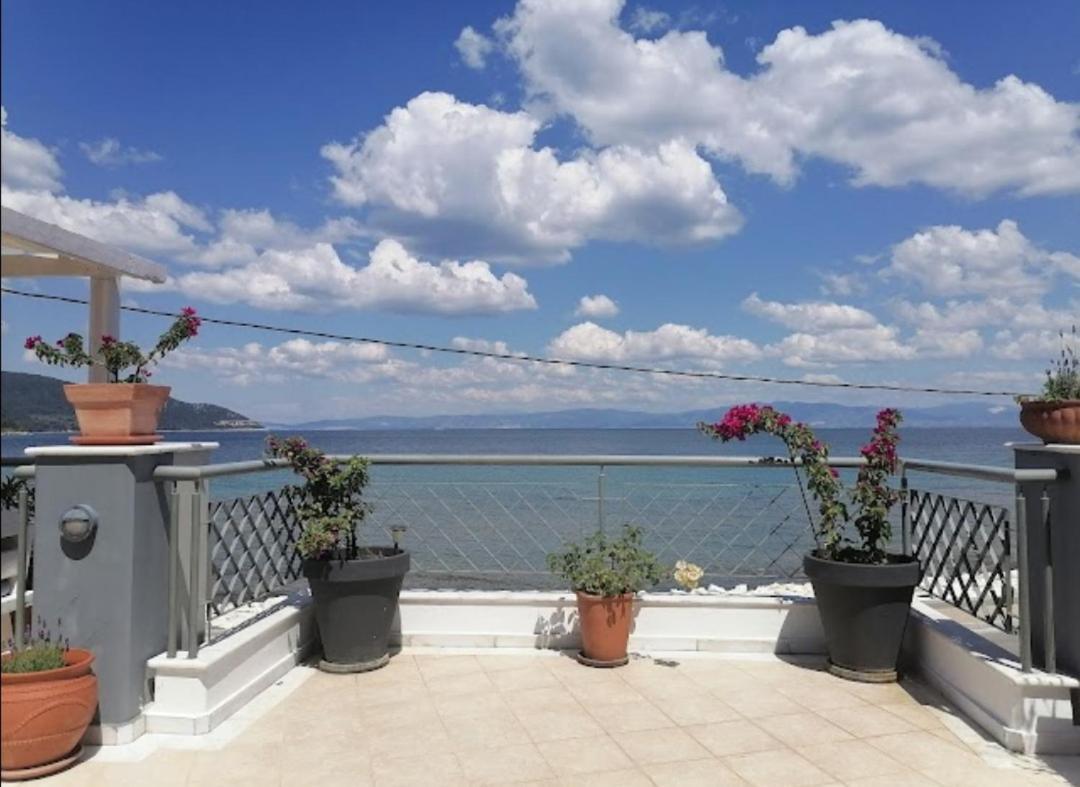 Lina'S Sea View Apartments 萨索斯 外观 照片